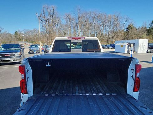 Used 2025 Chevrolet Silverado 1500 High Country w/ Technology Package image 26