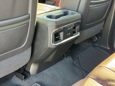 Used 2025 GMC Sierra 1500 Denali Ultimate image 26