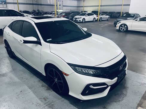 Used 2020 Honda Civic Sport Touring image 5