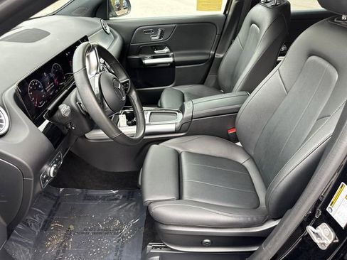 Used 2025 Mercedes-Benz GLA 250 4MATIC image 29