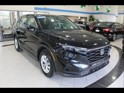 Certified 2023 Honda CR-V LX image 3