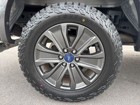 Used 2018 Ford F150 Lariat image 12