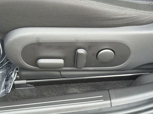 Used 2024 Hyundai Ioniq 5 SE image 25