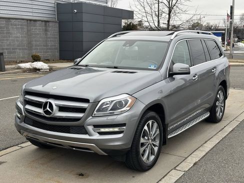 Used 2016 Mercedes-Benz GL 320 BlueTEC 4MATIC image 1