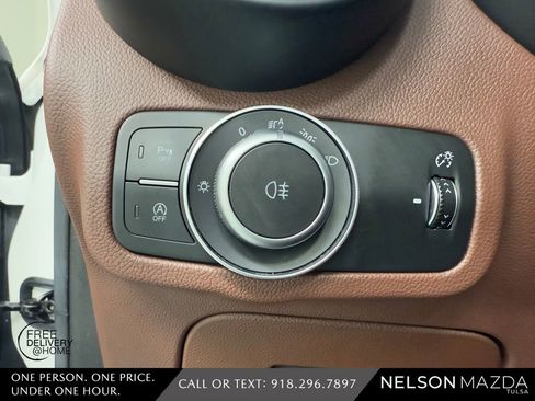 Used 2019 Alfa Romeo Stelvio Ti Sport w/ Quick Order Package 22S Sport AWD/4WD image 25