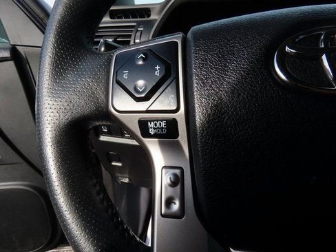 Used 2022 Toyota 4Runner SR5 Premium image 35