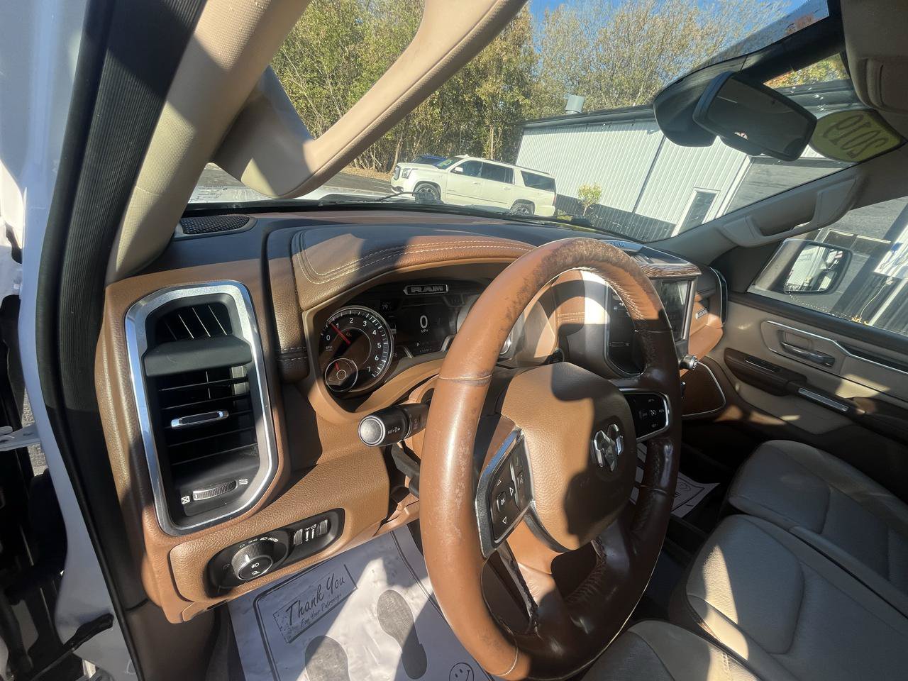 Used 2019 RAM 1500 Laramie AWD/4WD image 14