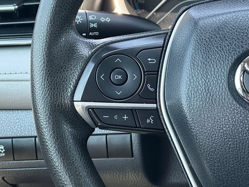 Used 2021 Toyota Camry LE FWD image 19
