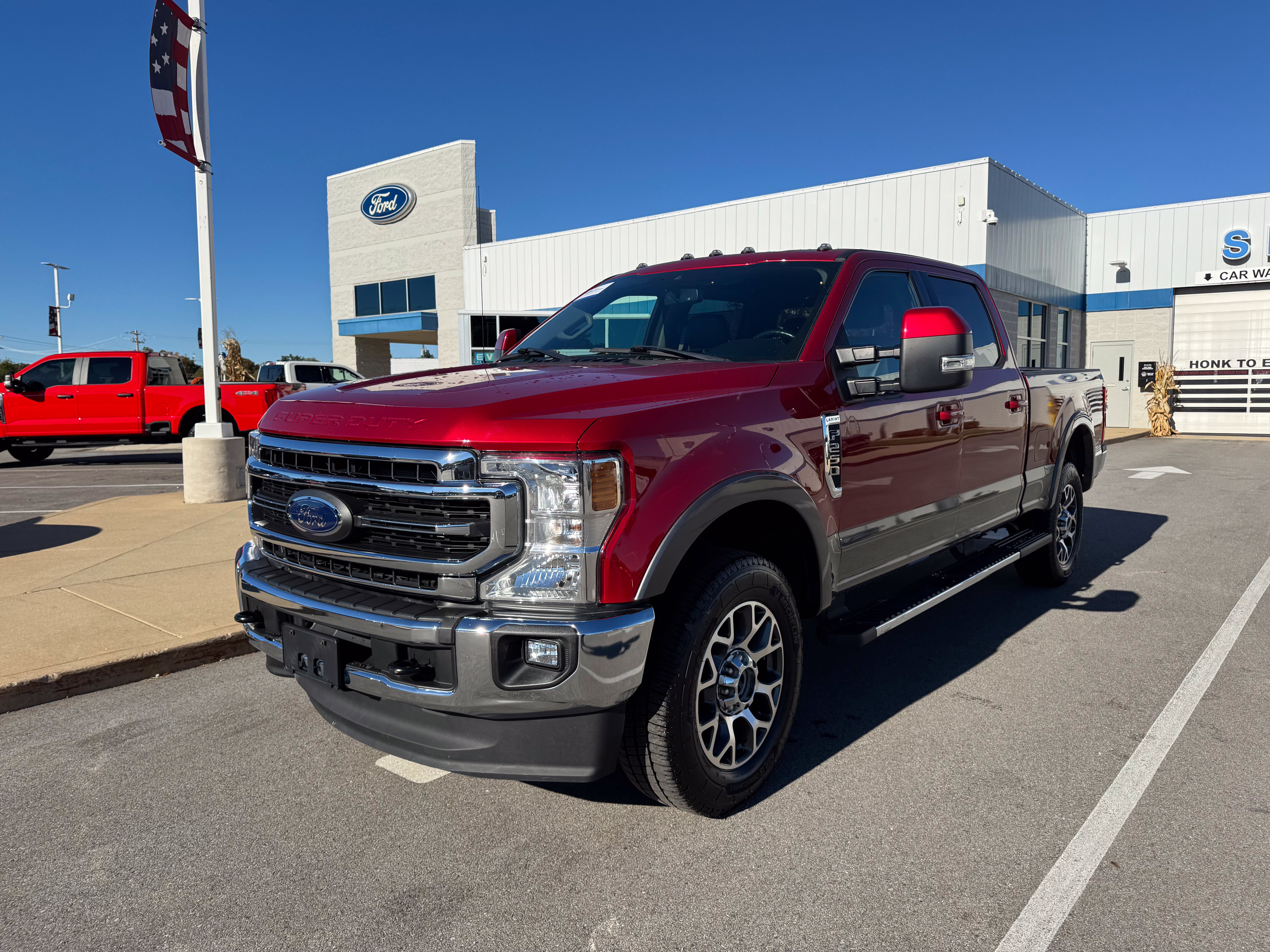 Used 2021 Ford F250 Lariat w/ Lariat Value Package AWD/4WD image 3