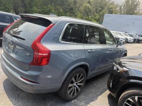 Used 2023 Volvo XC90 B5 Core w/ Protection Package Premier AWD/4WD image 4