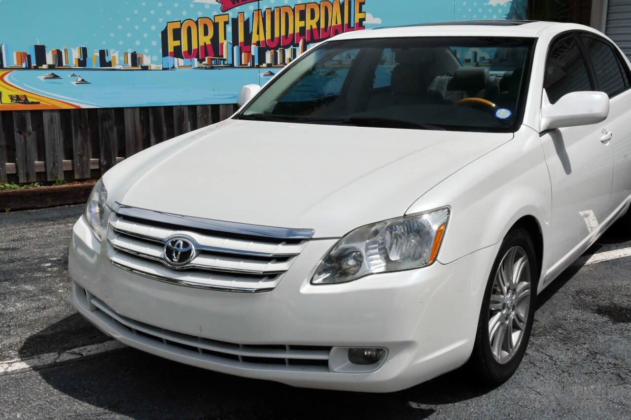 Used 2007 Toyota Avalon Touring FWD image 4