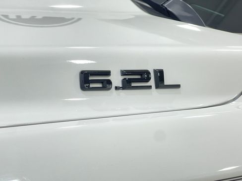 Used 2019 Chevrolet Tahoe Premier w/ RST 6.2L Performance Edition image 41