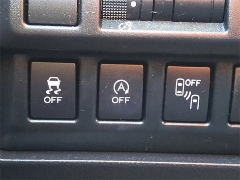 Used 2021 Subaru Crosstrek 2.5i Sport w/ Moonroof Package image 23