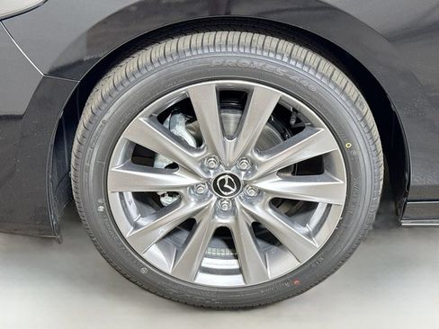 New 2026 MAZDA MAZDA3 2.5 S Sedan w/ Preferred Pkg FWD image 18