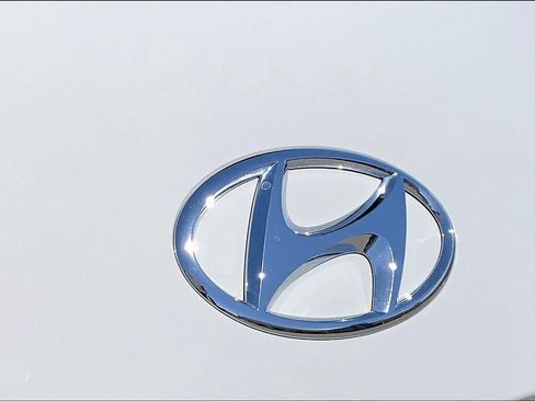 Used 2024 Hyundai Ioniq 5 SE RWD image 29