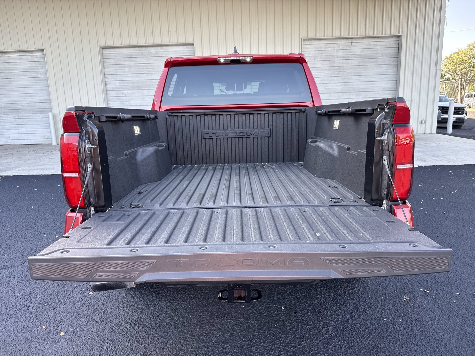 Certified 2025 Toyota Tacoma TRD Sport AWD/4WD image 20