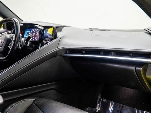 Used 2020 Chevrolet Corvette Stingray Preferred Cpe w/ 2LT Preferred Equipment Group RWD image 19