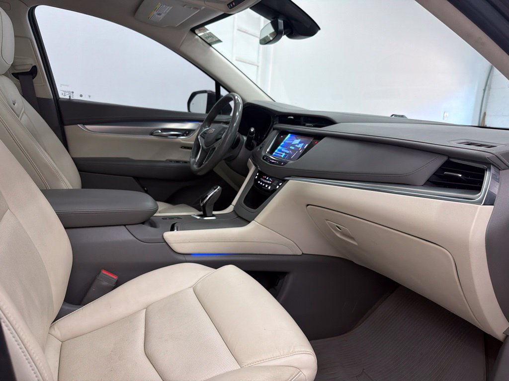 Used 2019 Cadillac XT5 Premium Luxury FWD image 27