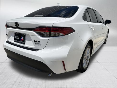 Used 2026 Toyota Corolla XLE FWD image 9