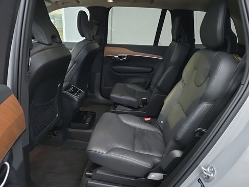 Certified 2024 Volvo XC90 B6 Plus w/ Protection Package Premier image 8