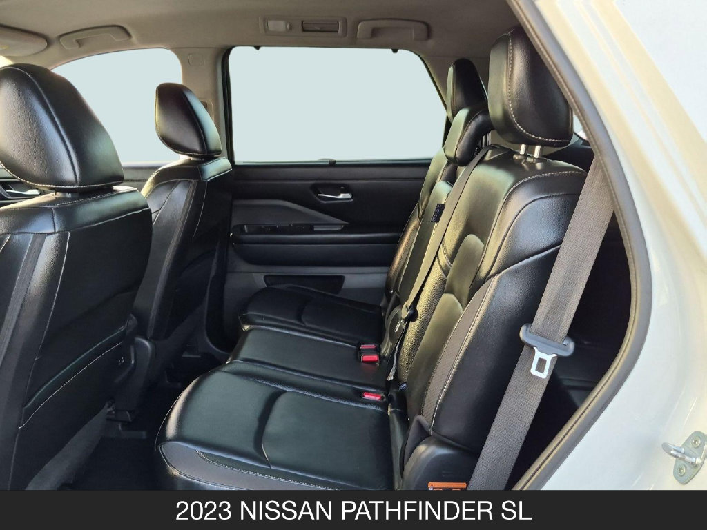 Used 2023 Nissan Pathfinder SL FWD image 16