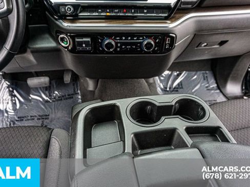 Used 2025 Chevrolet Silverado 1500 LT image 39