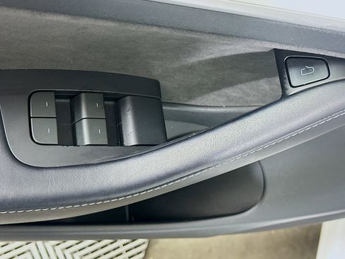 Used 2023 Tesla Model 3 Standard Range RWD image 15