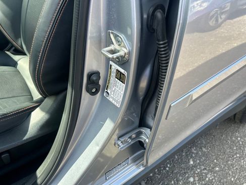 Used 2021 Subaru Crosstrek 2.5i Limited w/ Moonroof Package 2 AWD/4WD image 24