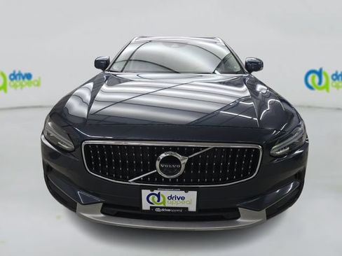Used 2020 Volvo V90 T6 Cross Country AWD/4WD image 16