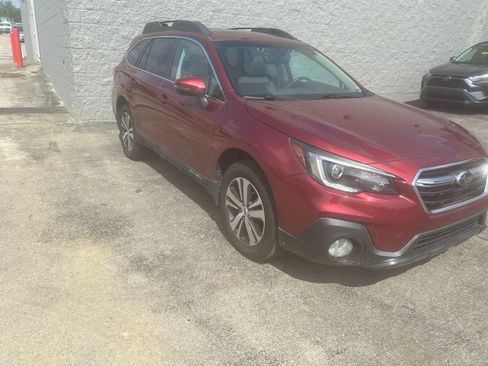 Used 2019 Subaru Outback 2.5i Limited w/ Popular Package #2 AWD/4WD image 1