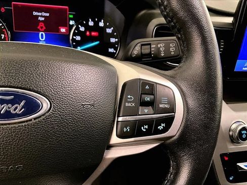 Certified 2023 Ford Explorer XLT w/ Equipment Group 202A AWD/4WD image 18