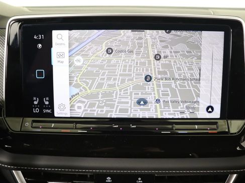 Used 2025 Volkswagen Atlas Cross Sport SEL Premium R-Line image 11