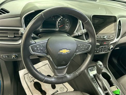 Used 2020 Chevrolet Equinox LT image 4