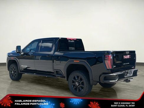 New 2026 GMC Sierra 2500 AT4 w/ AT4 Premium Plus Package AWD/4WD image 4