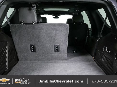 Used 2022 Chevrolet Tahoe Z71 w/ Luxury Package image 34