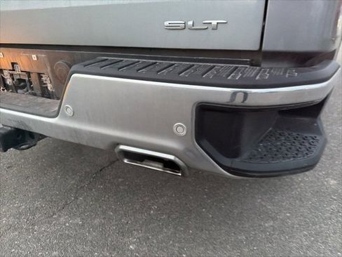 Used 2023 GMC Sierra 1500 SLT w/ SLT Premium Plus Package image 35