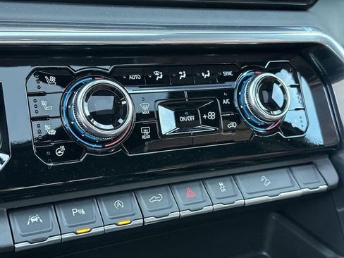 New 2026 GMC Sierra 1500 Denali Ultimate image 13