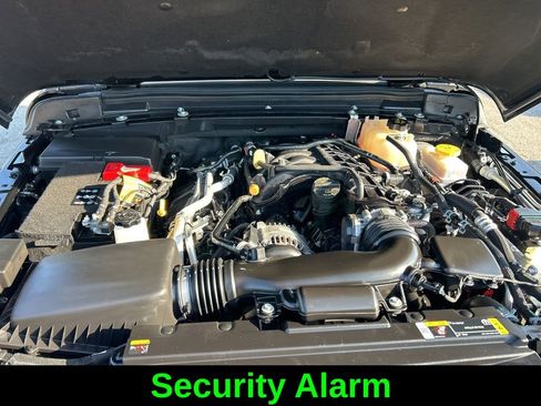 Used 2022 Jeep Wrangler Sport AWD/4WD image 19