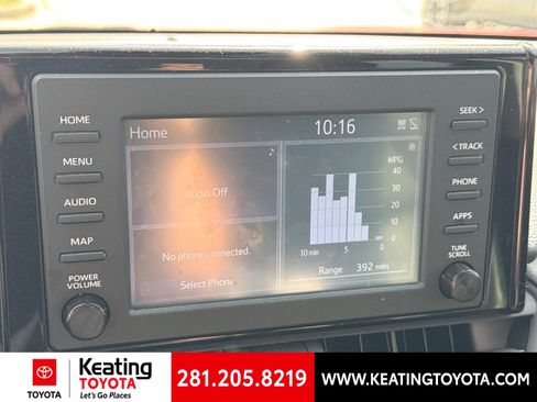 Used 2019 Toyota RAV4 XLE w/ Convenience Package FWD image 16