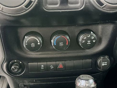 Used 2015 Jeep Wrangler Sport w/ Quick Order Package 24S image 13