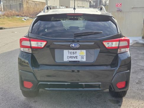 Used 2019 Subaru Crosstrek 2.0i image 6