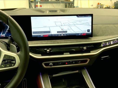 Used 2025 BMW X5 M60i w/ Executive Package image 5