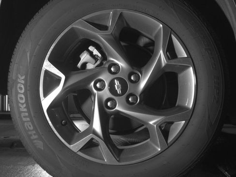 Used 2025 Chevrolet Trax LT image 15