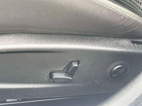 Used 2020 Dodge Charger R/T w/ Navigation & Travel Group image 40