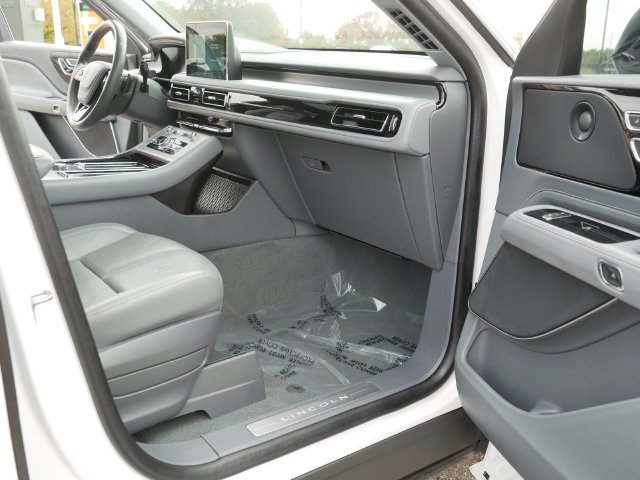 Used 2021 Lincoln Aviator Reserve w/ Elements Package Plus AWD/4WD image 21