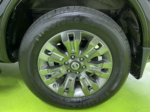 Used 2017 Nissan Titan Platinum Reserve image 16