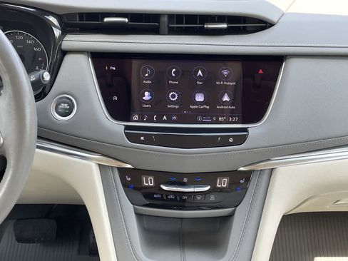 Certified 2024 Cadillac XT5 Premium Luxury w/ LPO, Floor Liner Package AWD/4WD image 13