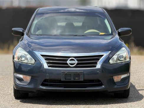 Used 2015 Nissan Altima 2.5 S w/ Sport Value Package FWD image 5