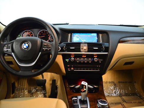Used 2016 BMW X3 xDrive28i image 3