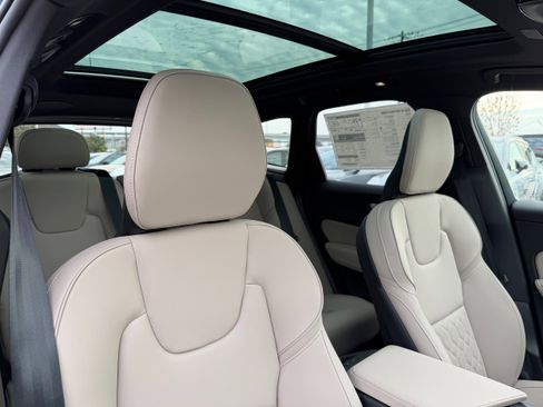 New 2026 Volvo XC60 B5 Plus w/ Protection Package Premier image 9
